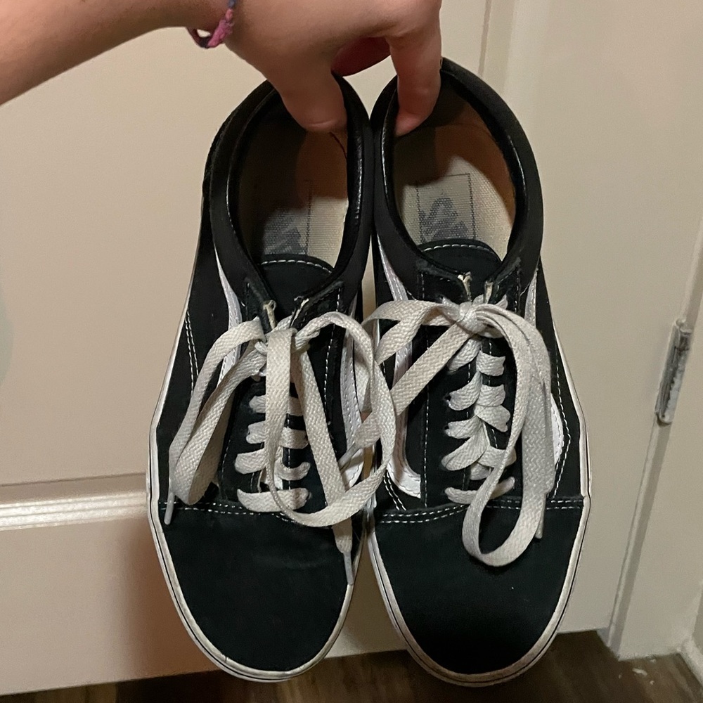 Black vans